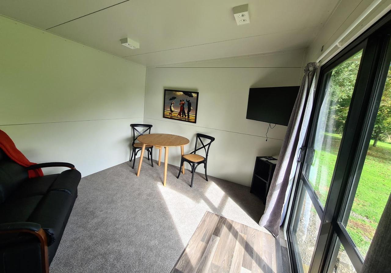 Tiny Home @ Matai Huka Paraparaumu Exterior photo